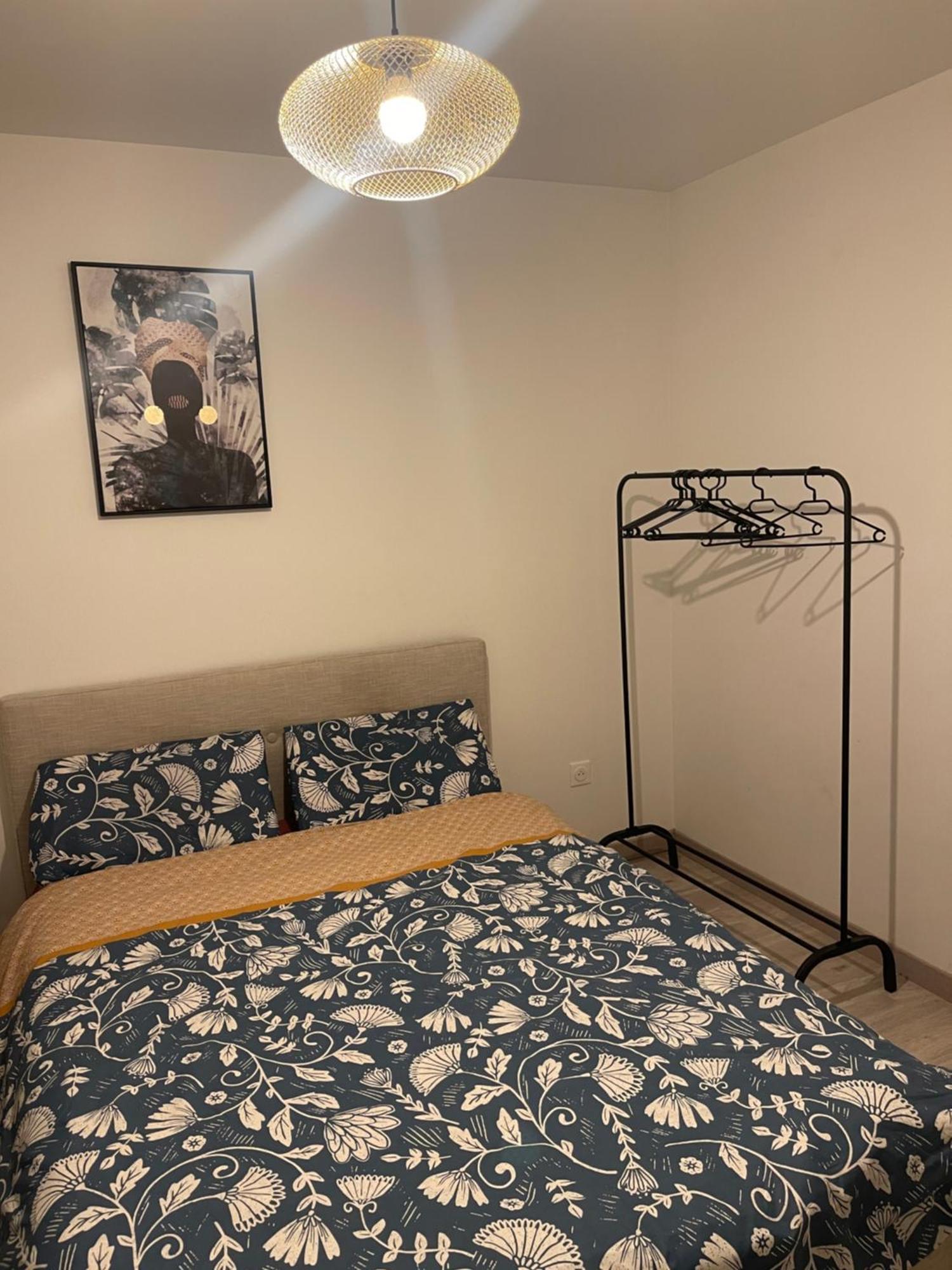 Appartement Cosy Et Bien Equipe Nanterre Exterior foto